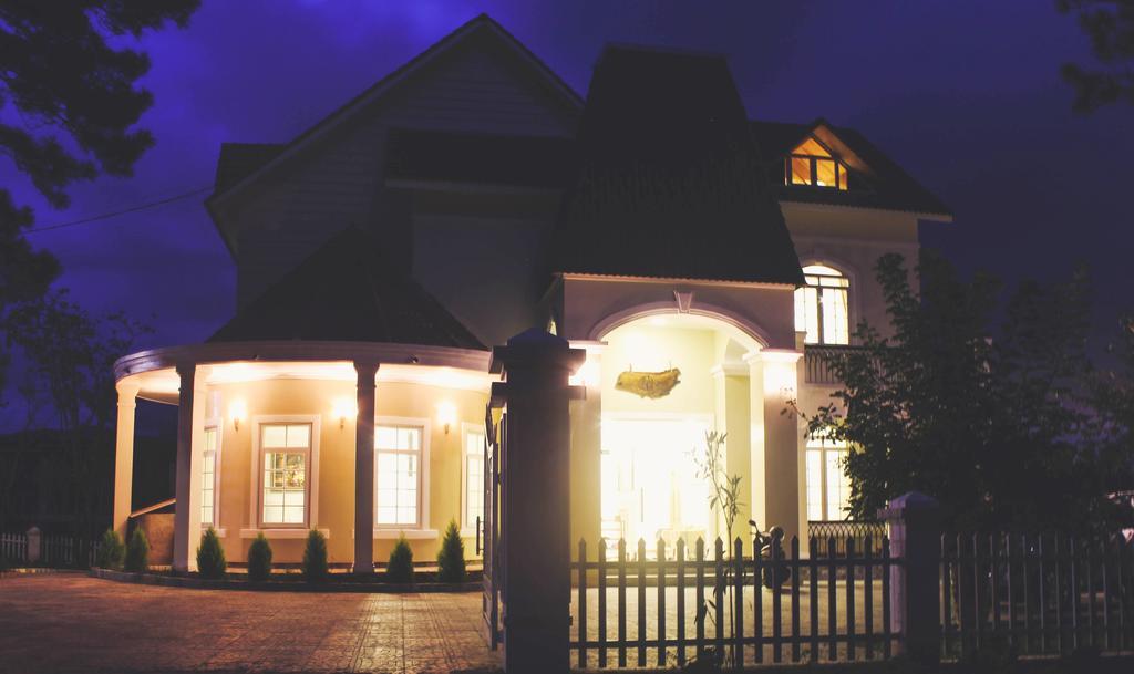 Romeo & Juliet Guesthouse Dalat Exteriör bild